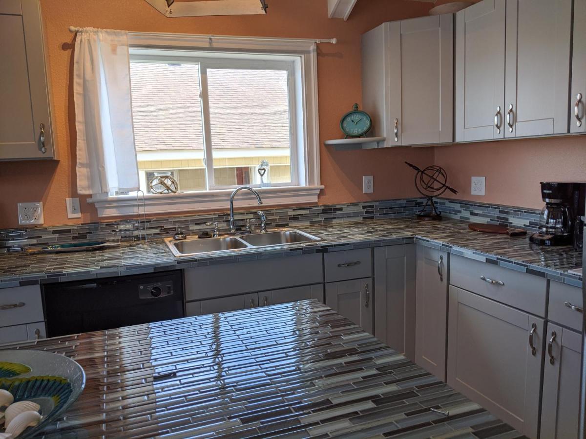 2508 Beach Rd, Semi-Oceanfront, Pool/Hot Tub Nags Head Extérieur photo